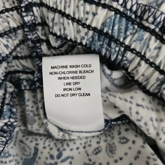 Paisley print shorts romper with pockets tassels boho style size small - Picture 10 of 10